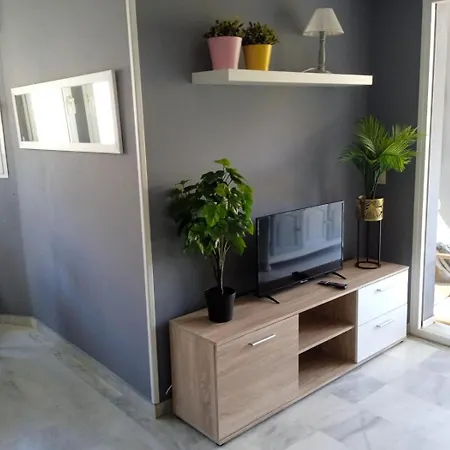 1 Bedroom Near The